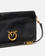 Afbeelding in Gallery-weergave laden, Pinko CLICK SOFT HORIZONTAL MINI SHI NERO-ANTIQUE GOLD
