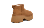Afbeelding in Gallery-weergave laden, UGG Classic Ultra Mini New Heights Chestnut
