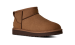 Afbeelding in Gallery-weergave laden, UGG W Classic Ultra Mini Nubuck Dark Chestnut
