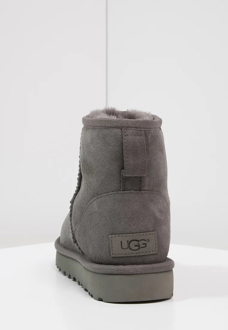 UGG Classic Mini II grey