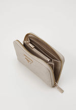 Afbeelding in Gallery-weergave laden, Guess  CRESIDIA SLG MEDIUM ZIP AROUND OFF WHITE

