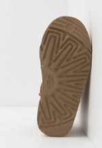 Afbeelding in Gallery-weergave laden, UGG K Classic Mini II Chestnut
