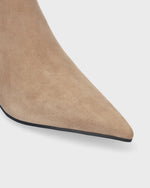 Afbeelding in Gallery-weergave laden, Bibi lou Enkellaarsje taupe
