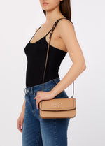 Afbeelding in Gallery-weergave laden, LIU JO Evrim - leather bag- CAMMELLO
