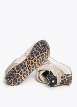 Afbeelding in Gallery-weergave laden, Lola Casademunt Sneaker Platform Crudo-Metal
