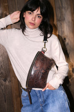 Afbeelding in Gallery-weergave laden, Marie Martens Coachella XL python brown
