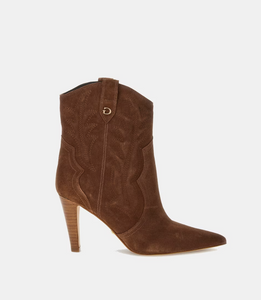 Guess boot calle brown