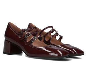 Bibi Lou Mary Jane Wrinkled Patent Surtido Burgundi