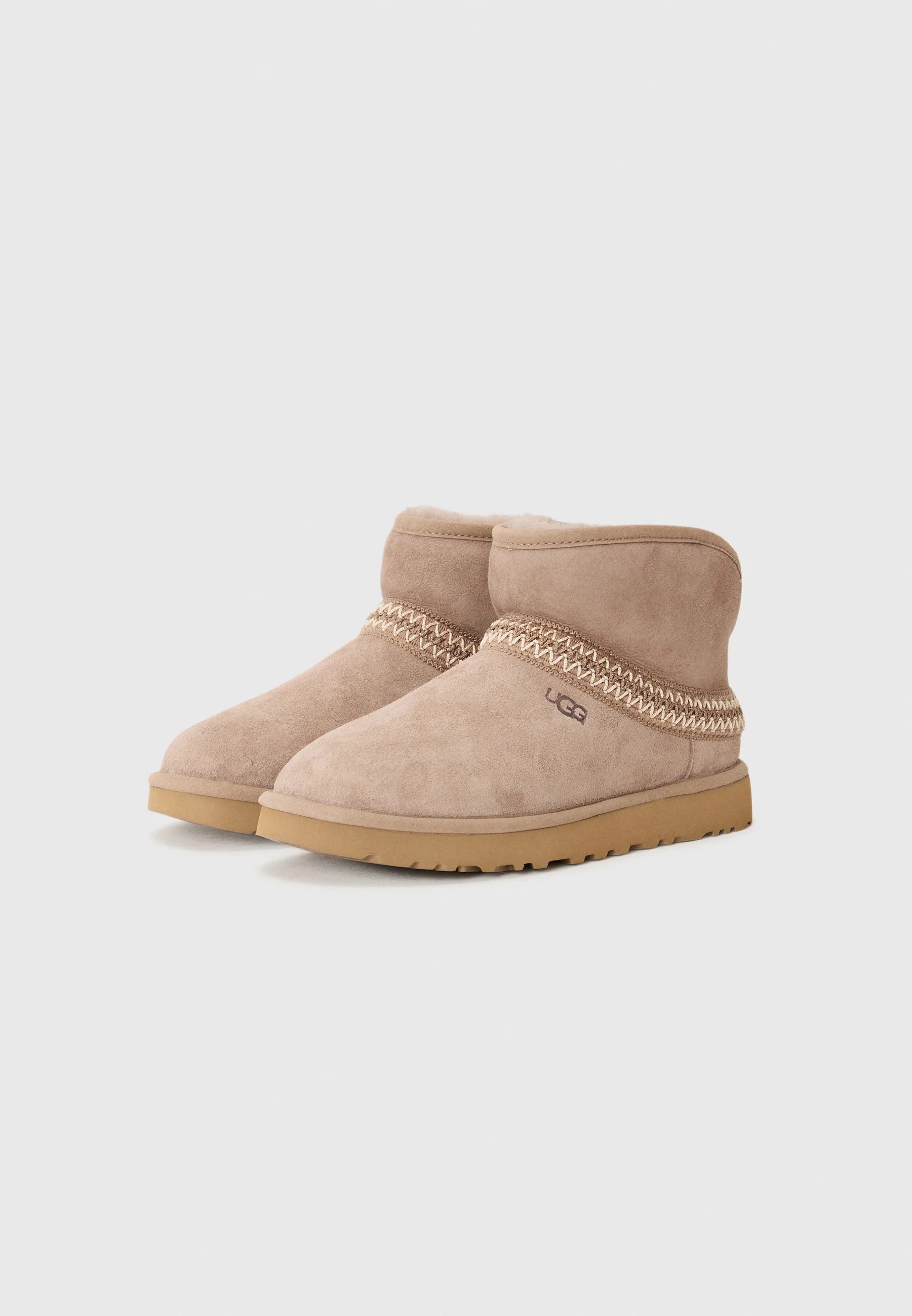 UGG Classic Mini Crescent Caribou
