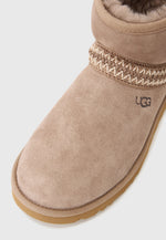 Afbeelding in Gallery-weergave laden, UGG Classic Mini Crescent Caribou
