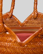 Afbeelding in Gallery-weergave laden, Vipera Crudelia Plain Cognac
