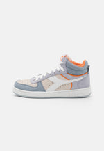 Afbeelding in Gallery-weergave laden, Diadora Magic Basket Demi Suede WN arctic ice/whisper white
