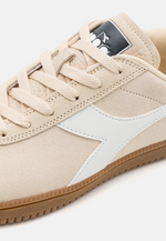 Afbeelding in Gallery-weergave laden, Diadora sneaker Tokyo Parchment
