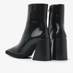 Afbeelding in Gallery-weergave laden, Nubikk Enkellaarsje hak Lana Pilar II Black patent
