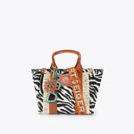 Afbeelding in Gallery-weergave laden, Kurt Geiger 690 Southbank SM Shopper Blk/White Fabric/Other
