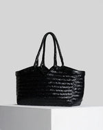 Afbeelding in Gallery-weergave laden, Vipera Crudelia Plain Black
