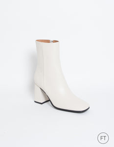 Bibi Lou laars off white