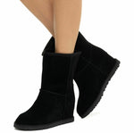 Afbeelding in Gallery-weergave laden, UGG Classic femme short zwart
