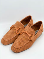 Afbeelding in Gallery-weergave laden, Bibi Lou mocassin peach perfo
